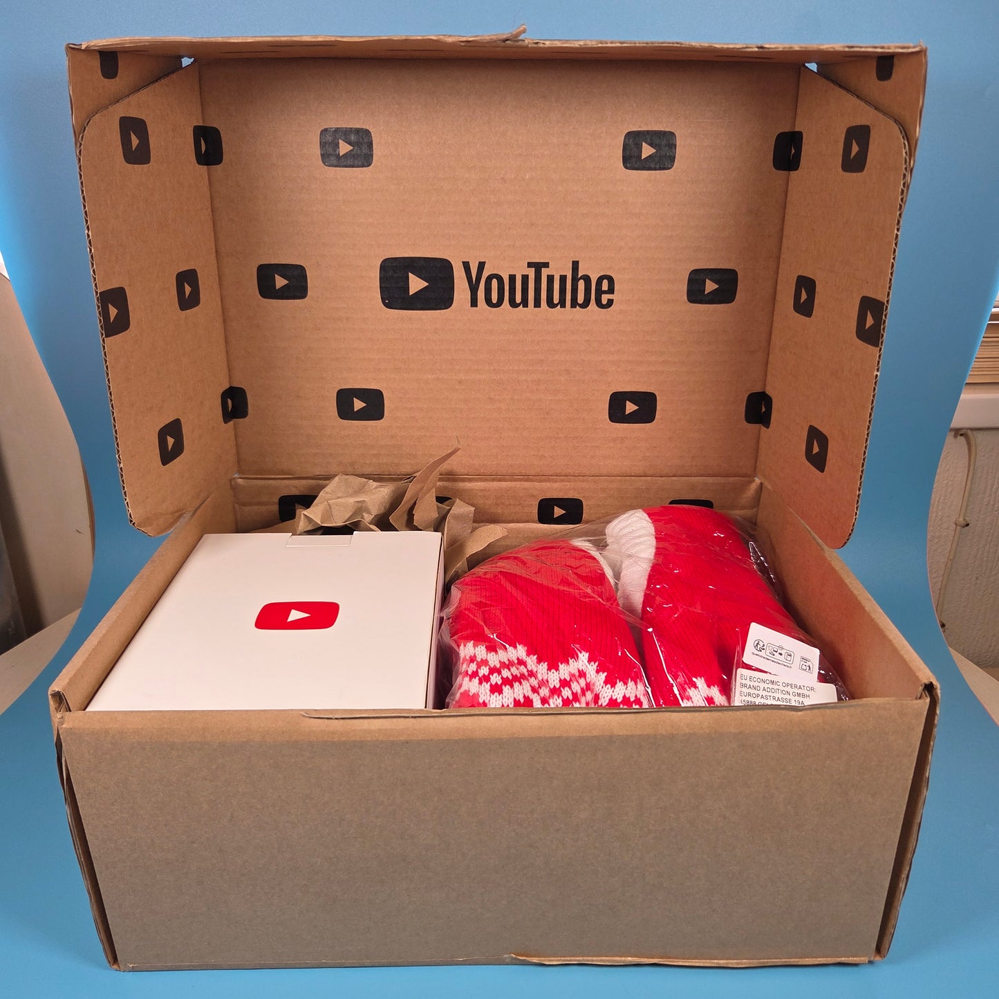 Official YouTube Christmas Jumper XL - 2025 Creators Only Limited Edition