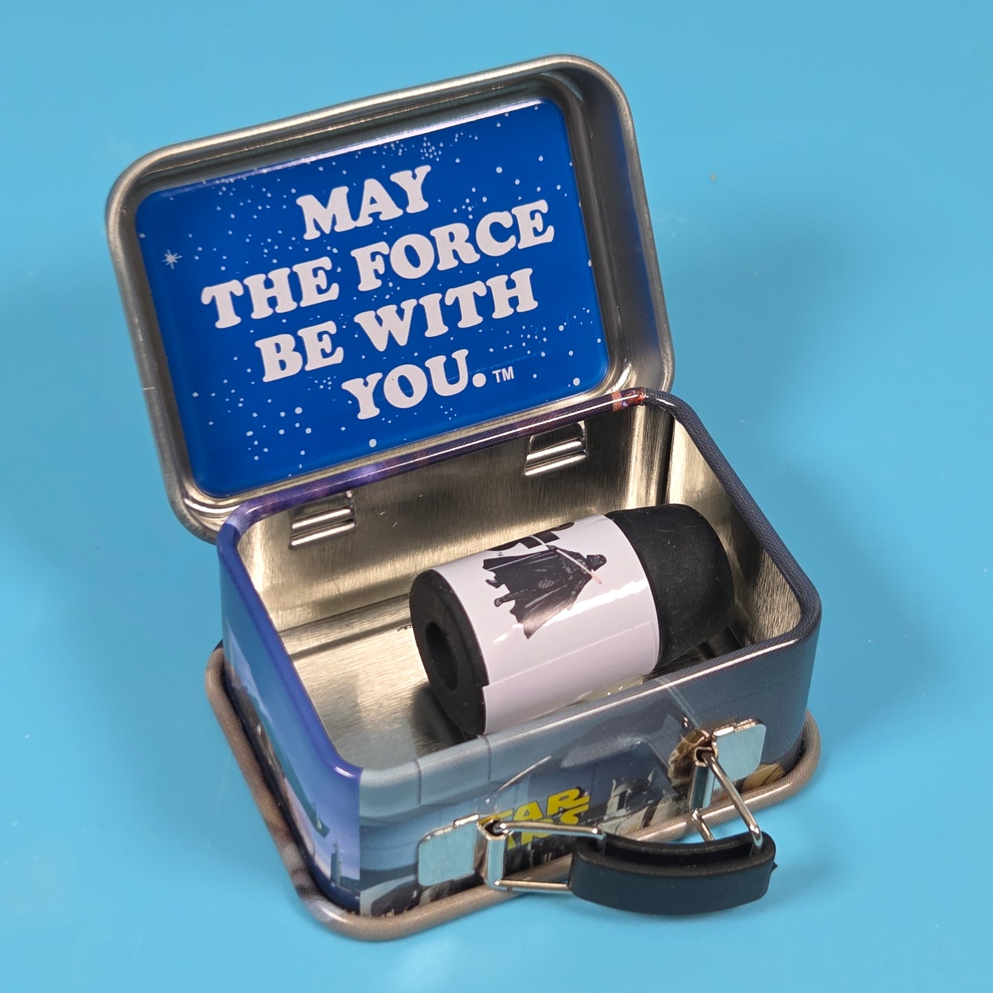 Gentle Giant Studios Star Wars Tiny Tins Pocket Pail - Darth Vader/Empire Strikes Back