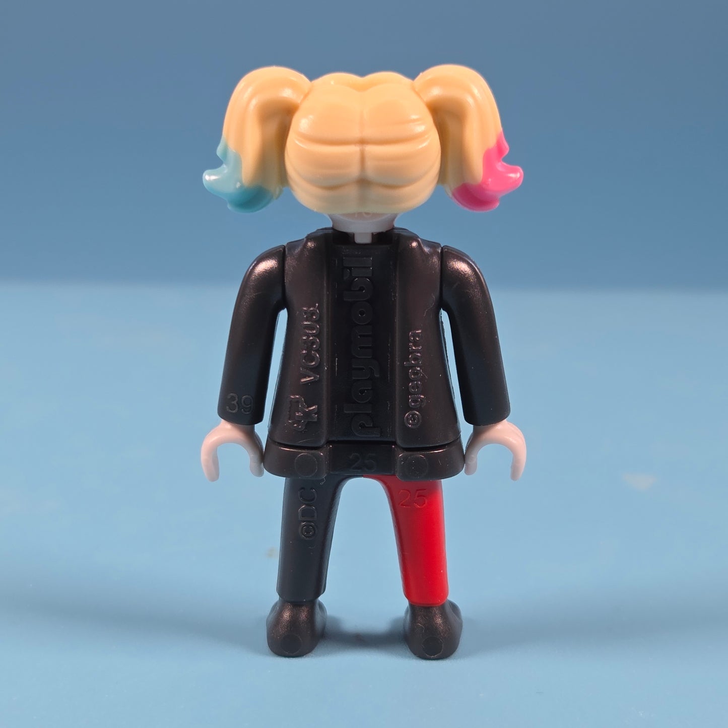 Kinder Surprise DC Playmobil - Harley Quinn (VC303)