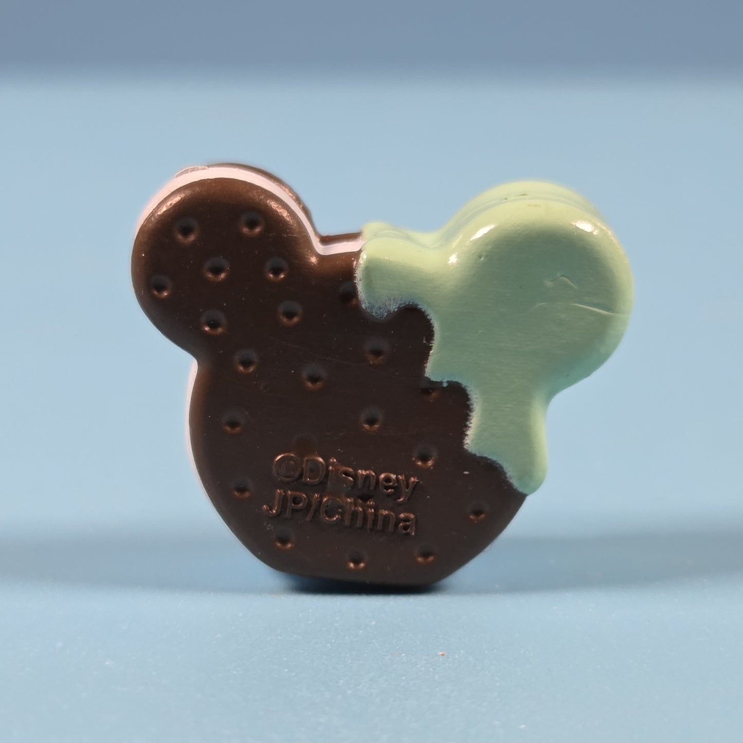 Disney Munchlings Mini Munch Series 1 - Mickey Mouse Mint Dipped Ice Cream Sandwich