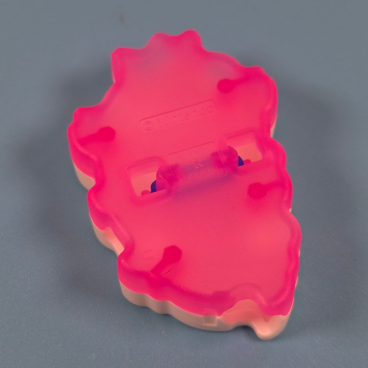 Super Mario Kinder Joy - Princess Peach Pencil Hugger (VQ415)