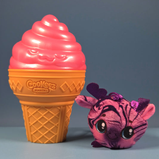 Cookeez Makery Yum Yumz Scented Plushie - Berry Juice Moose