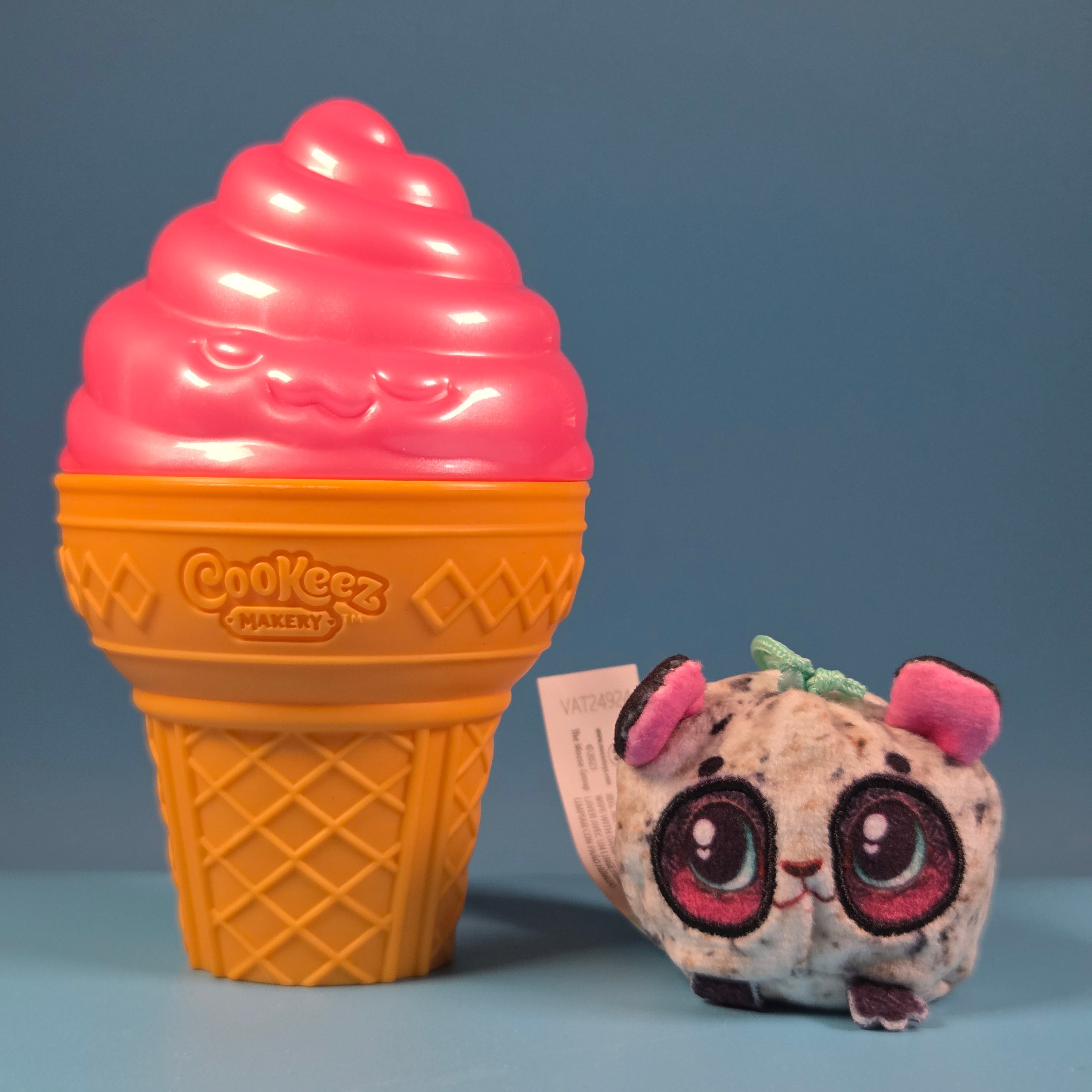Cookeez Makery Yum Yumz Scented Plushie - Cookie Cream Panda – Mini ...