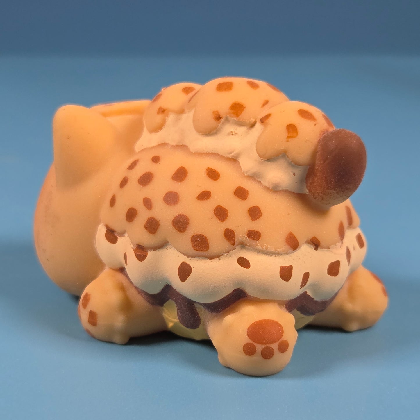 Aphmau MeeMeows Mystery Squishy Ice Cream - Cookie Dough