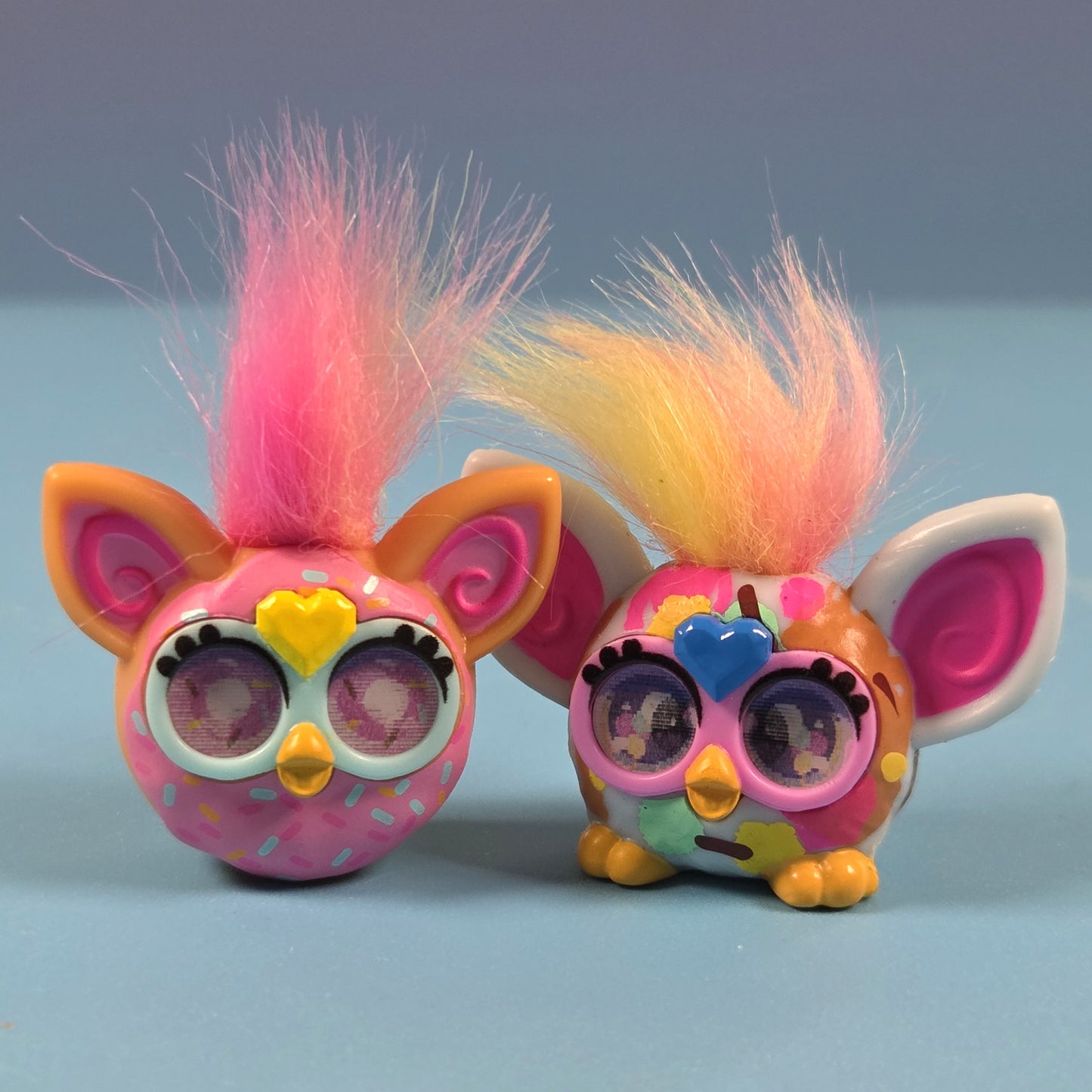Hasbro Furby Minis - Donut Themed Pair inc Classic Ring