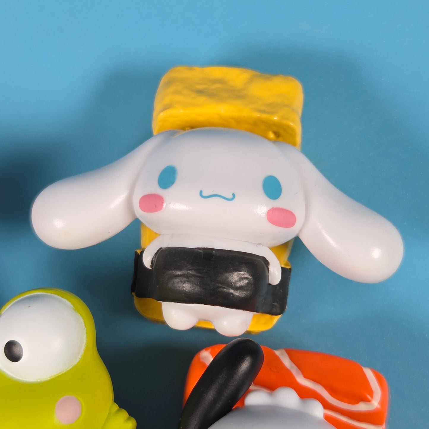 TOMY Twinchees Hello Kitty & Friends Sushi - Full Set of 5
