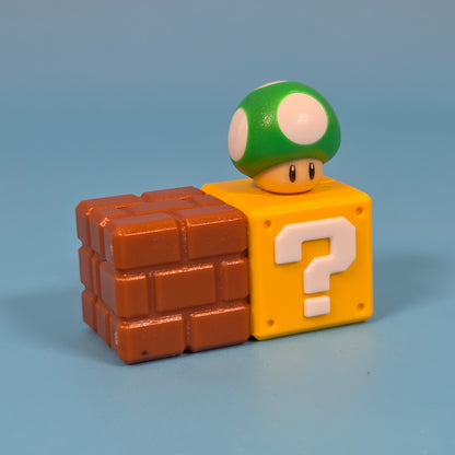 Super Mario Kinder Joy - Green Mushroom Photo Holder (VQ422A)