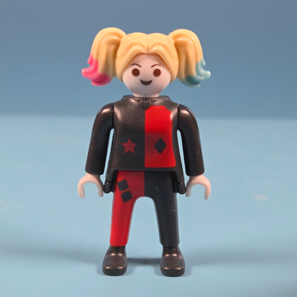 Kinder Surprise DC Playmobil - Harley Quinn (VC303)