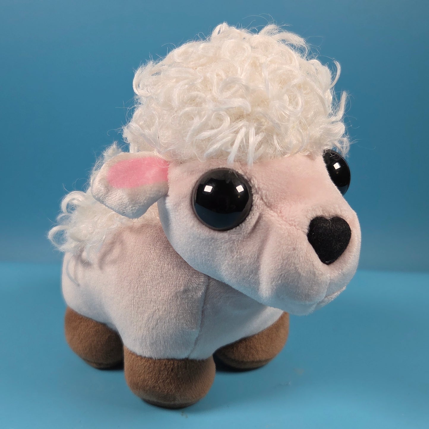Adopt Me Surprise Plush Pets S3 - Lamb (Ultra Rare) + Code