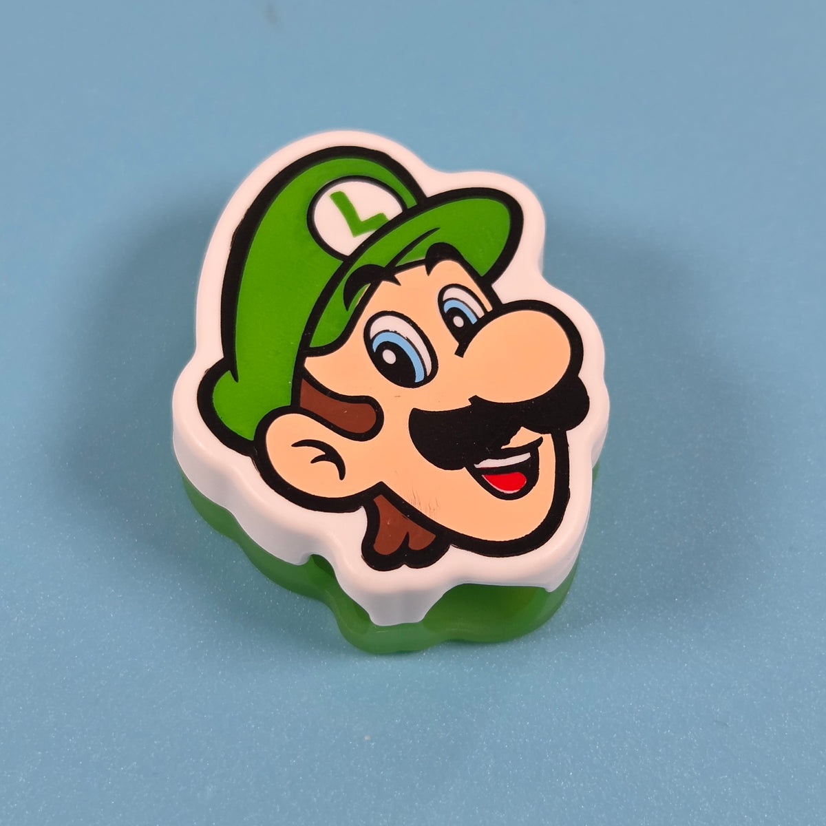 Super Mario Kinder Joy - Luigi Pencil Hugger (VQ414)