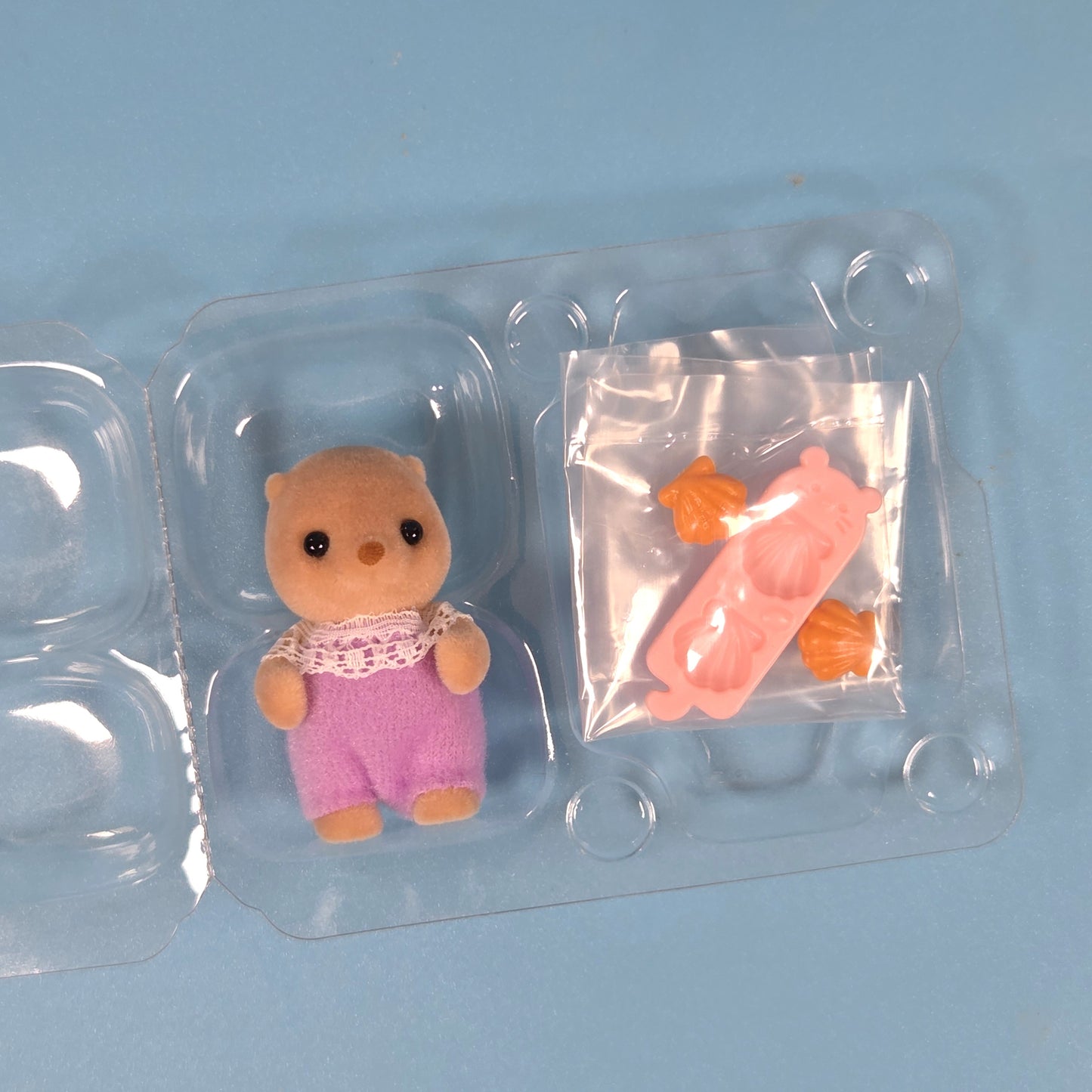 Sylvanian Families Baby Treats Series 8 #5648 - Otter (Chase)
