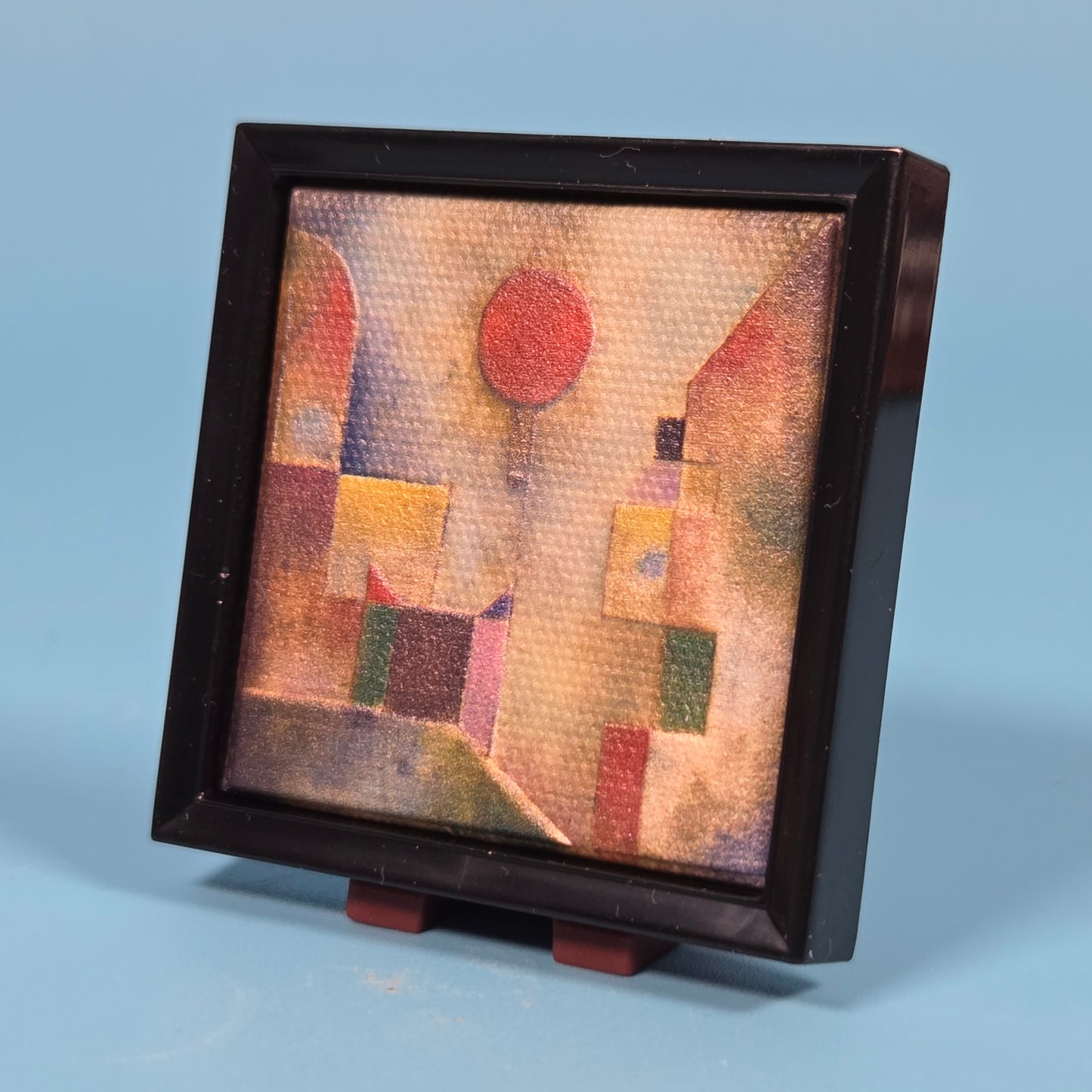 Mini Brands Masterpieces - Red Balloon (Klee)