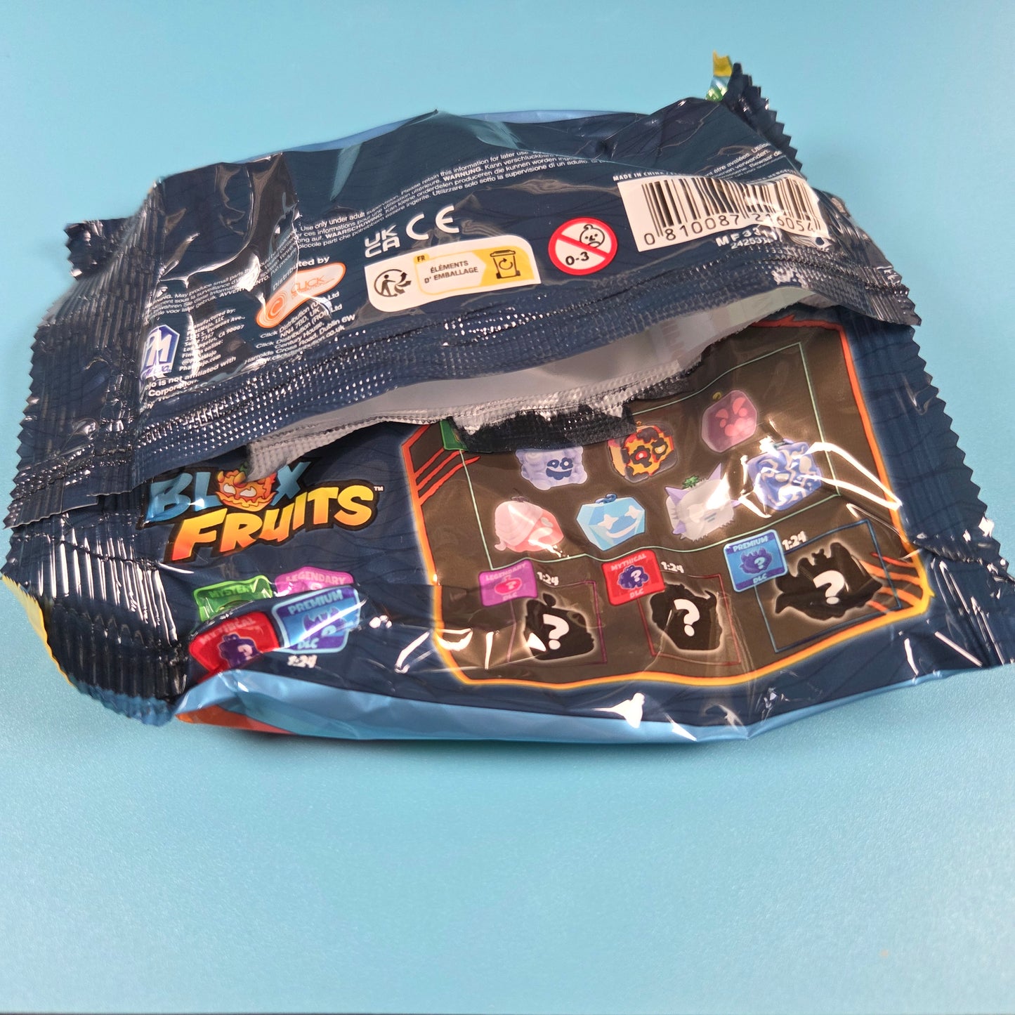 Roblox Blox Fruits Series 2 Minifigure - Smoke (No Code)