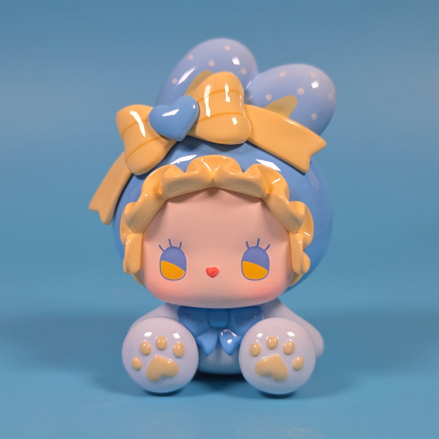 Lucky Emma Bunny Collector Debut - Snow Mist