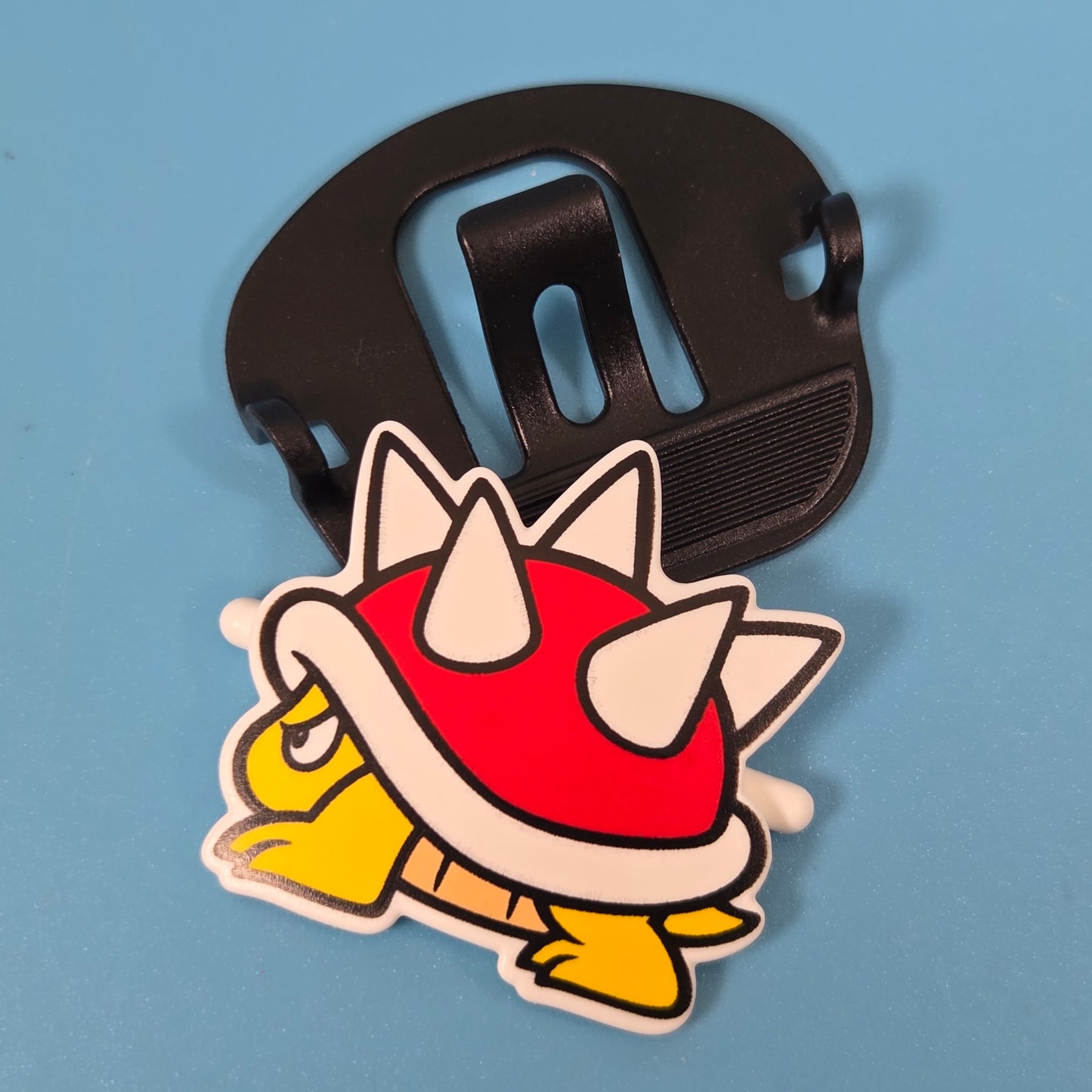 Super Mario Kinder Joy - Spiny Paper Clip (VQ412)