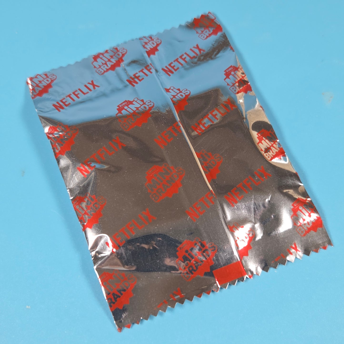 Netflix Mini Brands Miniatures - SEALED Surfer Boy Pizza (Stranger Things)