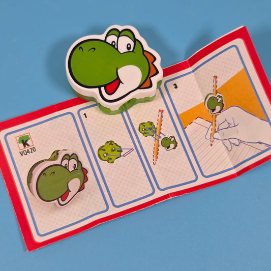 Super Mario Kinder Joy - Yoshi Pencil Hugger (VQ420)